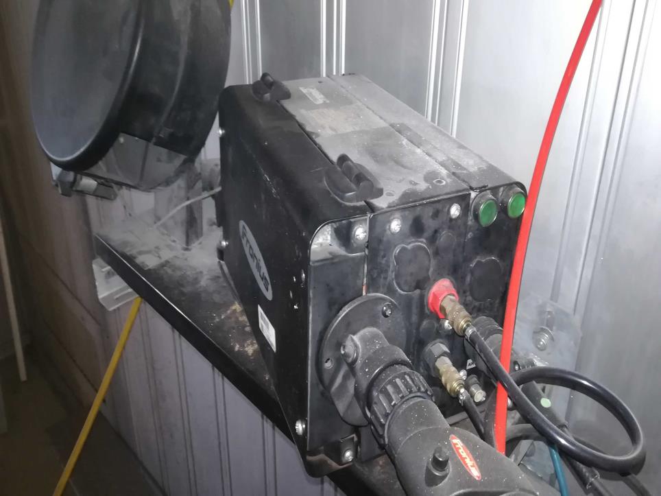 Klimakammer, Laseraggregat, Stauförderer etc.-1